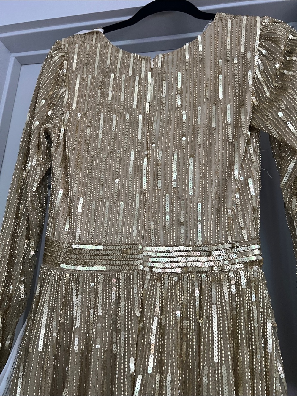 Mac Duggal Style 4977 NWT Taupe Gold Sequin Gown Size 4 Long Sleeve Formal Dress - Picture 11 of 16